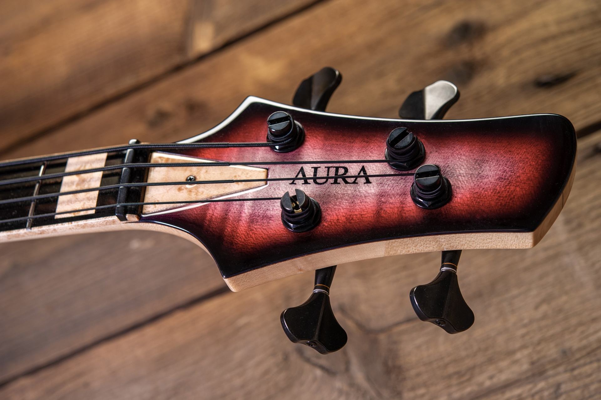 Bass guitar Aura 4 ProBass detail 3